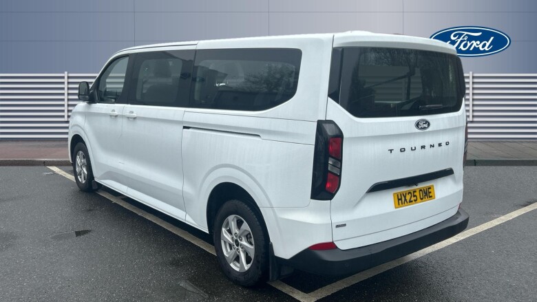 Ford Tourneo Custom 340 L2 Petrol Fwd 2.5 PHEV 232ps H1 Zetec 8 seater Auto